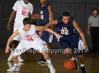 Thumbnail 2 in Taft vs. La Marque (McDonald's Texas Invitational) photogallery.