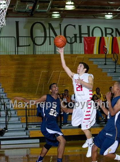 Thumbnail 1 in Taft vs. La Marque (McDonald's Texas Invitational) photogallery.