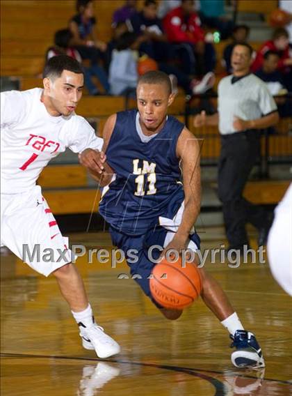 Thumbnail 3 in Taft vs. La Marque (McDonald's Texas Invitational) photogallery.