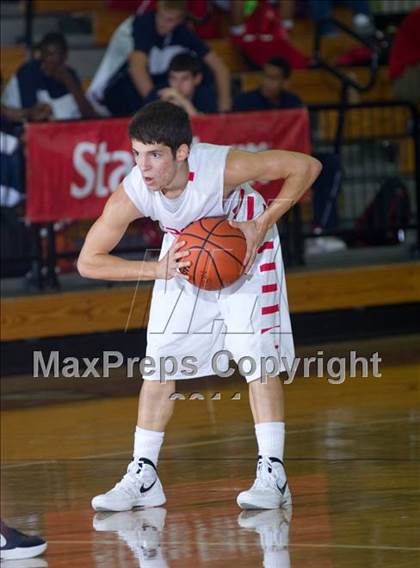 Thumbnail 1 in Taft vs. La Marque (McDonald's Texas Invitational) photogallery.