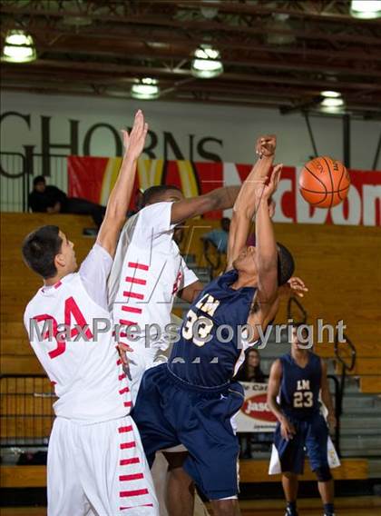 Thumbnail 1 in Taft vs. La Marque (McDonald's Texas Invitational) photogallery.