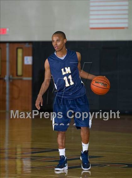 Thumbnail 2 in Taft vs. La Marque (McDonald's Texas Invitational) photogallery.