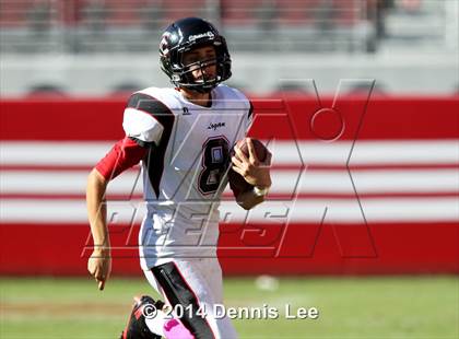 Thumbnail 1 in James Logan vs. De La Salle photogallery.