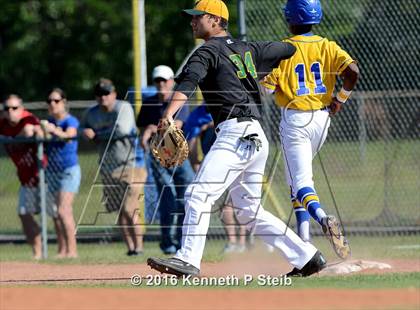 Thumbnail 3 in Holy Savior Menard @ St. Charles Catholic (LHSAA 2A Quarterfinal Playoff G1) photogallery.