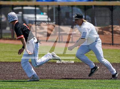 Thumbnail 3 in Lebanon vs. Beech Grove (IHSAA 3A Regional Semi-Final) photogallery.
