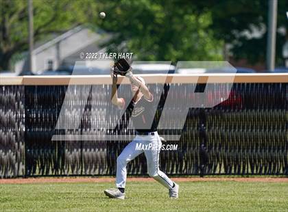 Thumbnail 2 in Lebanon vs. Beech Grove (IHSAA 3A Regional Semi-Final) photogallery.