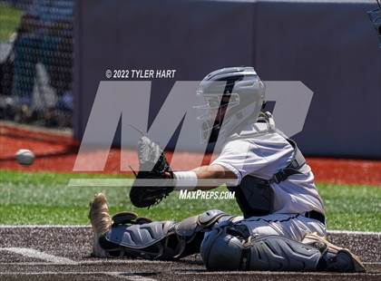 Thumbnail 2 in Lebanon vs. Beech Grove (IHSAA 3A Regional Semi-Final) photogallery.