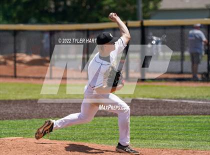 Thumbnail 1 in Lebanon vs. Beech Grove (IHSAA 3A Regional Semi-Final) photogallery.