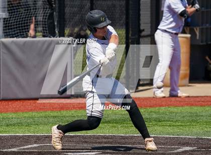 Thumbnail 2 in Lebanon vs. Beech Grove (IHSAA 3A Regional Semi-Final) photogallery.