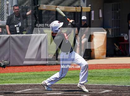 Thumbnail 1 in Lebanon vs. Beech Grove (IHSAA 3A Regional Semi-Final) photogallery.