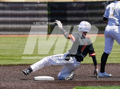 Thumbnail 2 in Lebanon vs. Beech Grove (IHSAA 3A Regional Semi-Final) photogallery.