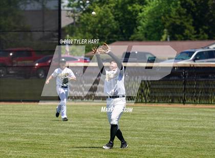 Thumbnail 3 in Lebanon vs. Beech Grove (IHSAA 3A Regional Semi-Final) photogallery.