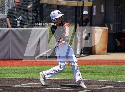 Thumbnail 2 in Lebanon vs. Beech Grove (IHSAA 3A Regional Semi-Final) photogallery.