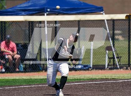 Thumbnail 3 in Lebanon vs. Beech Grove (IHSAA 3A Regional Semi-Final) photogallery.