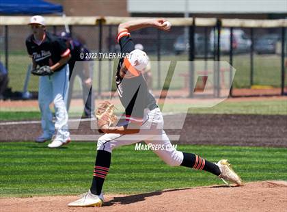 Thumbnail 3 in Lebanon vs. Beech Grove (IHSAA 3A Regional Semi-Final) photogallery.