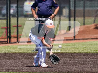 Thumbnail 3 in Lebanon vs. Beech Grove (IHSAA 3A Regional Semi-Final) photogallery.