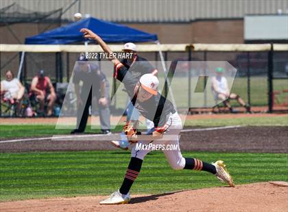 Thumbnail 1 in Lebanon vs. Beech Grove (IHSAA 3A Regional Semi-Final) photogallery.