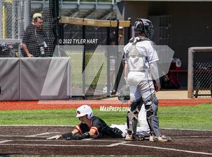 Thumbnail 2 in Lebanon vs. Beech Grove (IHSAA 3A Regional Semi-Final) photogallery.