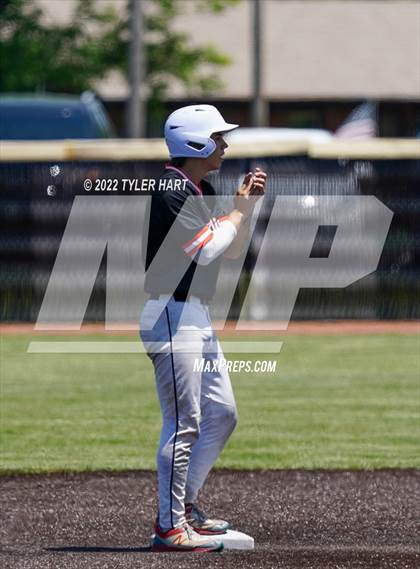 Thumbnail 2 in Lebanon vs. Beech Grove (IHSAA 3A Regional Semi-Final) photogallery.