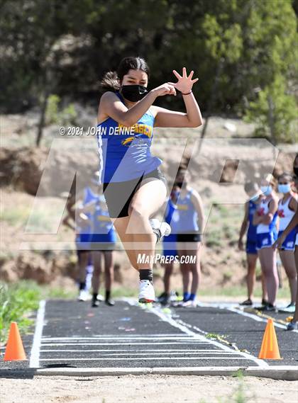 Thumbnail 1 in Penasco Invitational photogallery.