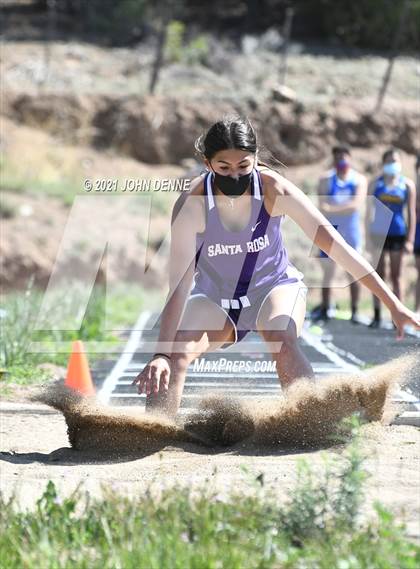 Thumbnail 1 in Penasco Invitational photogallery.
