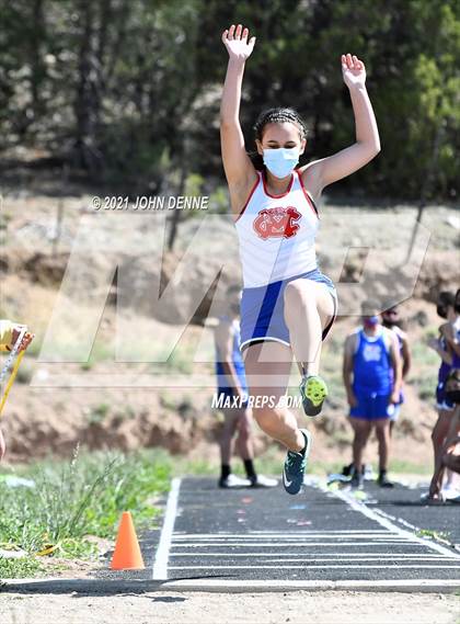 Thumbnail 2 in Penasco Invitational photogallery.