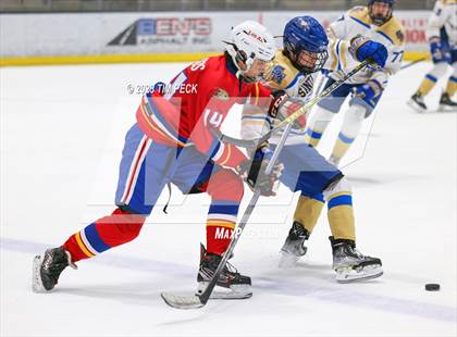 Thumbnail 1 in Santa Margarita @ Los Alamitos photogallery.