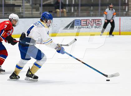 Thumbnail 1 in Santa Margarita @ Los Alamitos photogallery.
