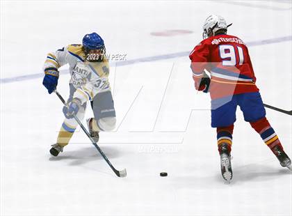 Thumbnail 1 in Santa Margarita @ Los Alamitos photogallery.