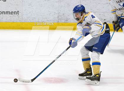 Thumbnail 1 in Santa Margarita @ Los Alamitos photogallery.