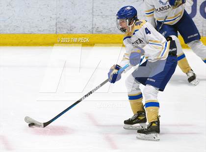 Thumbnail 3 in Santa Margarita @ Los Alamitos photogallery.