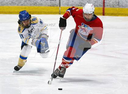Thumbnail 3 in Santa Margarita @ Los Alamitos photogallery.