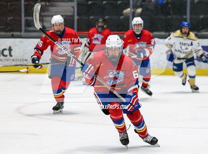 Thumbnail 2 in Santa Margarita @ Los Alamitos photogallery.