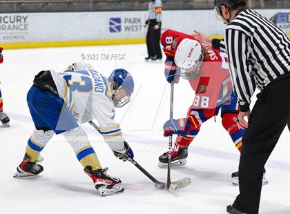 Thumbnail 3 in Santa Margarita @ Los Alamitos photogallery.