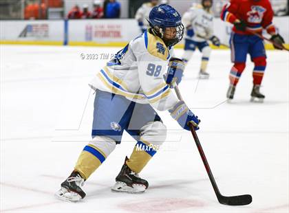 Thumbnail 3 in Santa Margarita @ Los Alamitos photogallery.