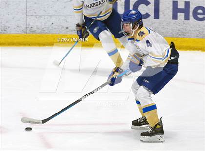 Thumbnail 1 in Santa Margarita @ Los Alamitos photogallery.