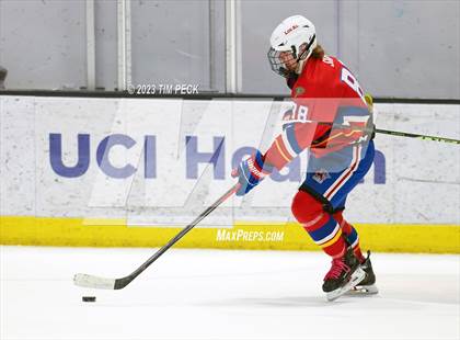 Thumbnail 2 in Santa Margarita @ Los Alamitos photogallery.