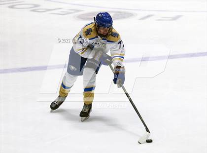 Thumbnail 3 in Santa Margarita @ Los Alamitos photogallery.