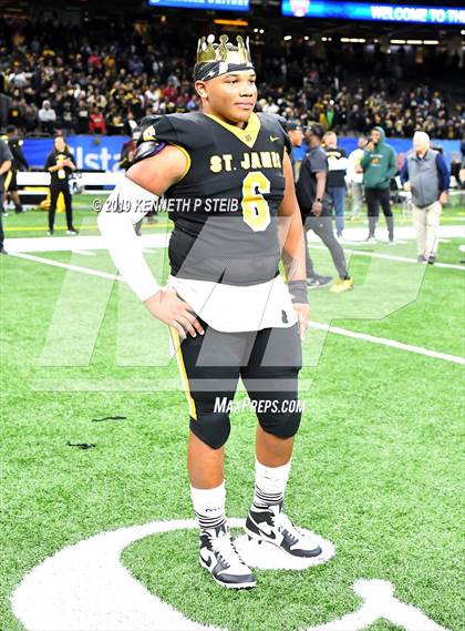 Thumbnail 1 in St. James vs. Jennings (LHSAA Class 3A Final) photogallery.