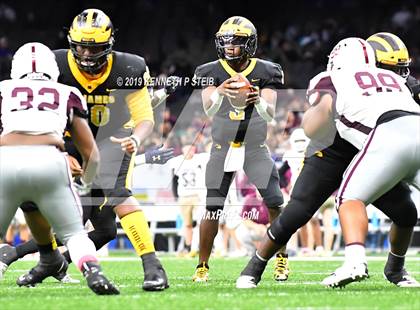 Thumbnail 1 in St. James vs. Jennings (LHSAA Class 3A Final) photogallery.