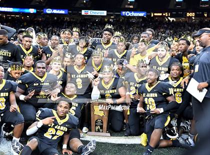 Thumbnail 1 in St. James vs. Jennings (LHSAA Class 3A Final) photogallery.