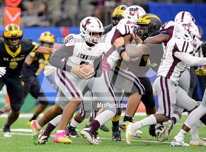 Thumbnail 2 in St. James vs. Jennings (LHSAA Class 3A Final) photogallery.