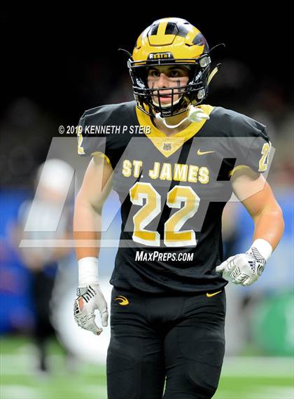 Thumbnail 3 in St. James vs. Jennings (LHSAA Class 3A Final) photogallery.