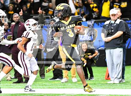 Thumbnail 2 in St. James vs. Jennings (LHSAA Class 3A Final) photogallery.