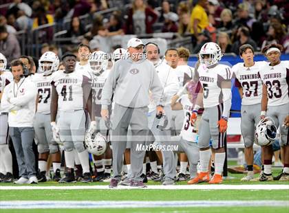 Thumbnail 1 in St. James vs. Jennings (LHSAA Class 3A Final) photogallery.