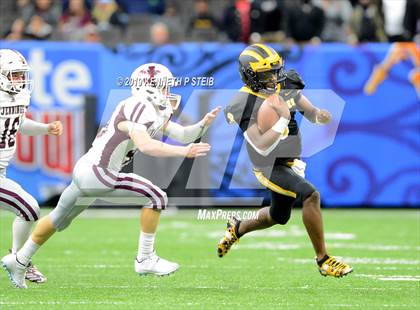 Thumbnail 1 in St. James vs. Jennings (LHSAA Class 3A Final) photogallery.