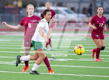 Thumbnail 1 in Morgan City @ E.D. White (LHSAA Division III Bi-District) photogallery.