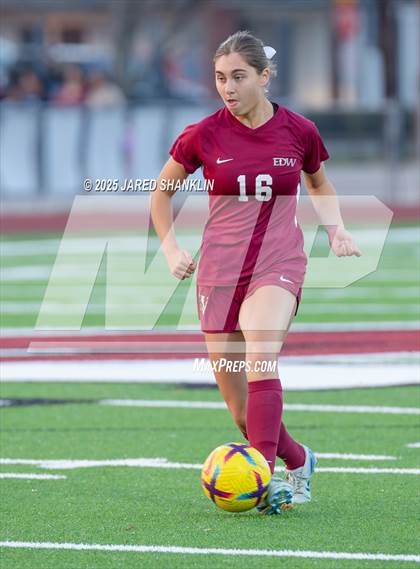 Thumbnail 1 in Morgan City @ E.D. White (LHSAA Division III Bi-District) photogallery.