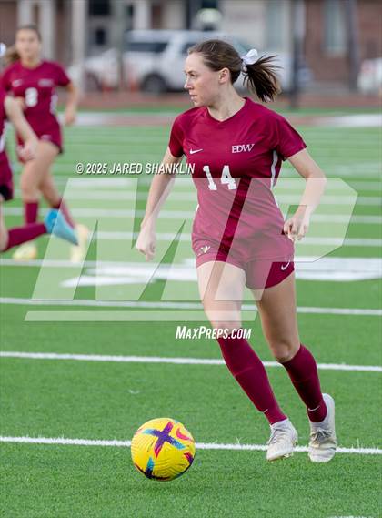 Thumbnail 3 in Morgan City @ E.D. White (LHSAA Division III Bi-District) photogallery.
