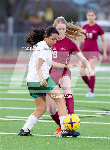Thumbnail 1 in Morgan City @ E.D. White (LHSAA Division III Bi-District) photogallery.